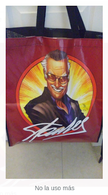 Bolsa con la Figura de Stan Lee