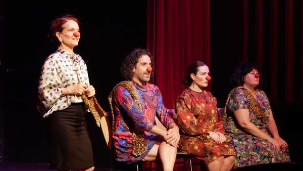 Théâtre, Madame