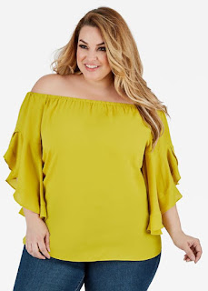 ¿Qué blusa usar si soy gordita y bajita?