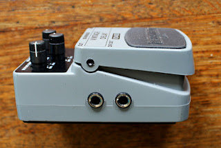 Behringer Vintage Delay Pedal Working VD400 