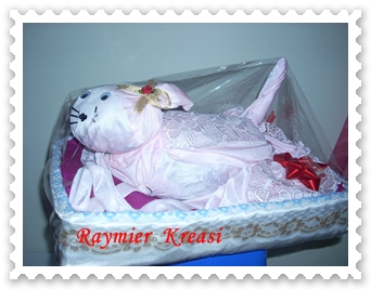 Raymier Kreasi Hantaran Dari Baju Tidur Bentuk Kucing 