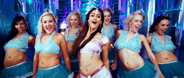 ileana navel dance