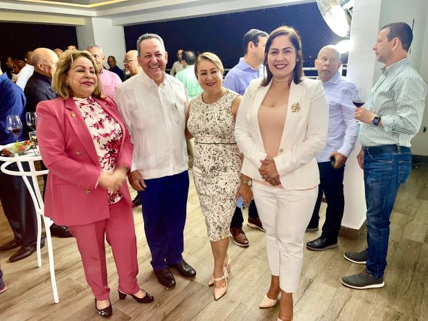 Empresarios de Santo Domingo Este respaldan la reelección de Luis Abinader