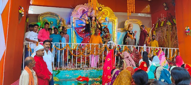 Durga Pooja बीजेपी के वरिष्ठ नेता व पूर्व मंत्री ने वैशाली एवं मुज़फ़्फ़रपुर लोकसभा के विभिन्न पूजा पंडालो में माता से लिया आशीर्वाद News