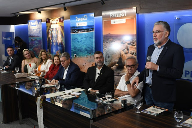 João Azevêdo destaca investimentos no turismo da Paraíba em lançamento de Plano Internacional de Marketing Turístico da Embratur