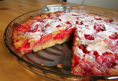 Strawberry Cake Pie