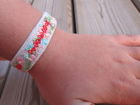 pulsera, bordado, embroidery, broderie