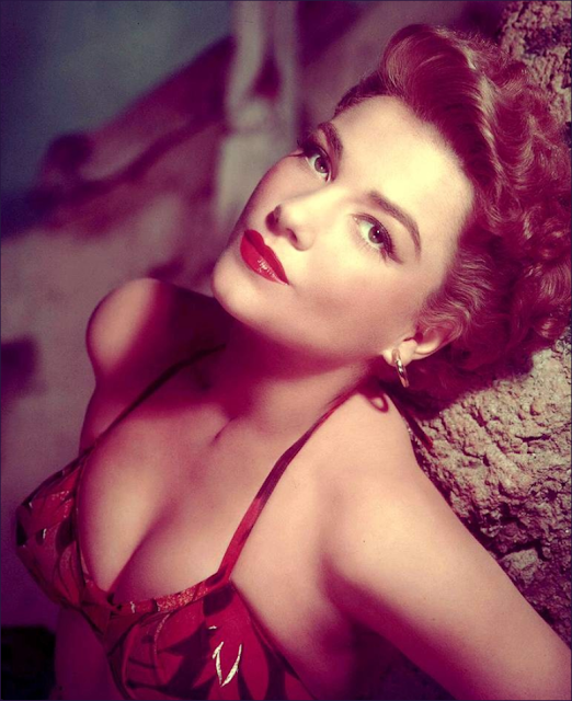 Resultado de imagem para Anne Baxter