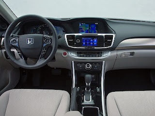 Honda-Accord-2015-Europa-Pictures-interior