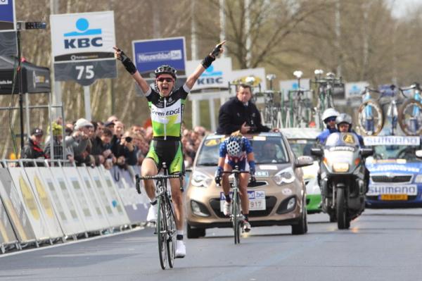 TOUR DE FLANDES FEMENINO 2012