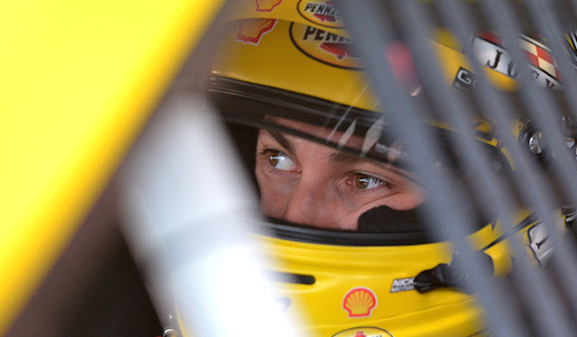 Joey Logano qualifies on the pole