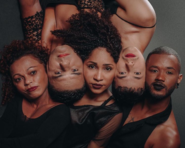 A Fundação Nacional de Artes apresenta, na próxima quarta-feira, dia 11 de agosto, às 20h, o espetáculo Maré - Versão virtual e acessível, do Rio Grande do Norte. A obra coreográfica do Coletivo Independente Dependente de Artistas (CIDA) integra o Festival Funarte Acessibilidança.