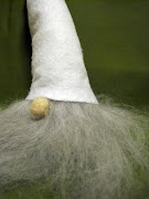 Try out different colors like this white and graybearded Tomte!