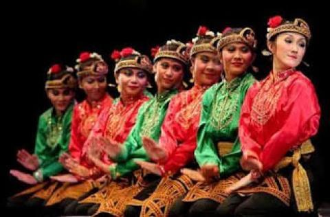 10 Indonesian Arts and Cultures Recognized by UNESCO 