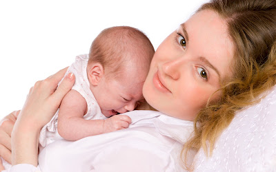4 Tips Mengatasi Bayi Menangis Atau Rewel