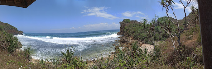 foto pantai ngeden gunungkidul yogyakarta