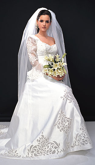 On Angel's Bridal you can find a large collection of wedding dresses 