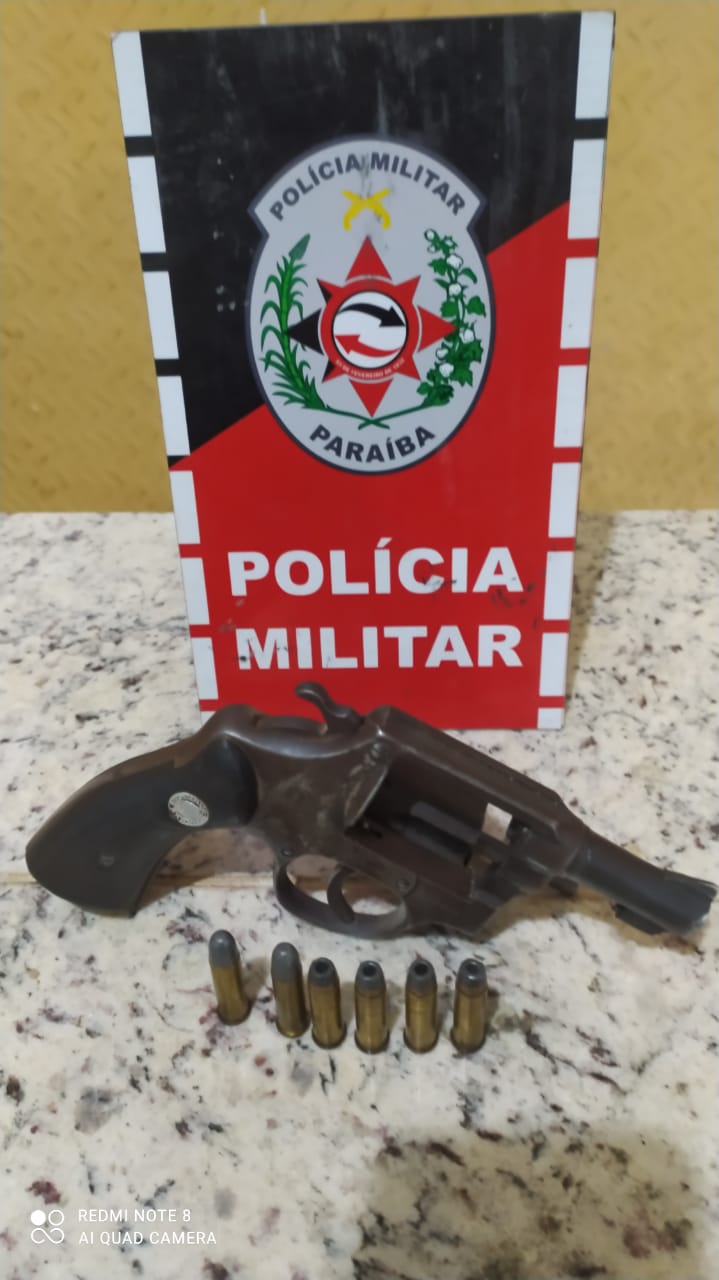 Polícia Militar prende homem armado no município de Jericó