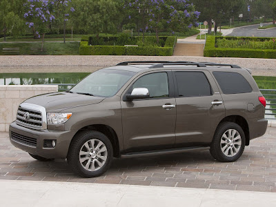 2011 Toyota Sequoia Photos