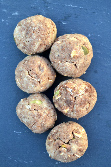 Apple Cinnamon Energy Bites- These bites are filling, tasty and high in protein and fiber to keep you full.