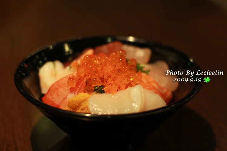 定食8豪華海景丼飯~家樂福美食街爭鮮關係企業