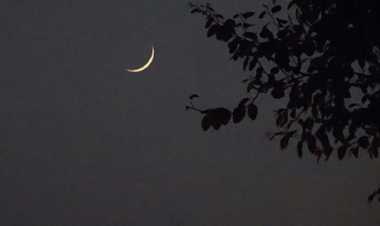 Eid moon picture in the sky - New moon picture download - Eid moon picture - NeotericIT.com - Image no 9
