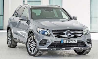 2016 Mercedes-Benz GLC front look