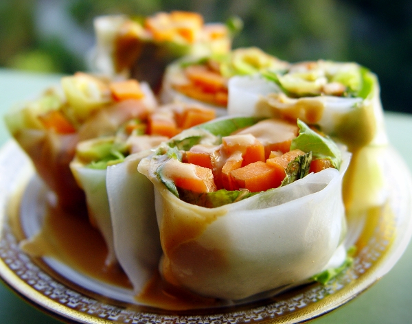 Summer Rolls with Spicy Peanut Dipping Sauce