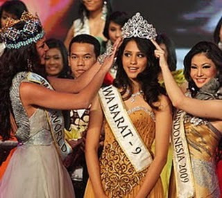 pemenang miss indonesia 2010