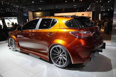 2011-Lexus-CT-200h-Rear-Angle-View-Airbrush