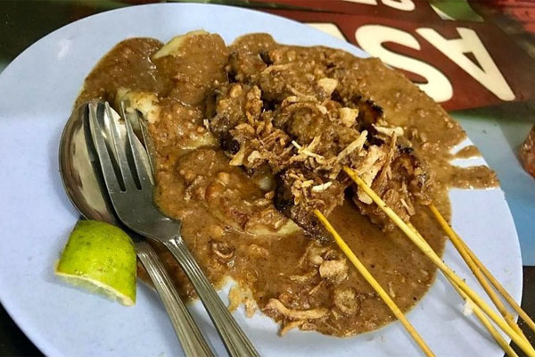 Kuliner Kota Medan, Tempat Makan Legendaris, Wisata Kuliner Medan, Makanan Khas Medan