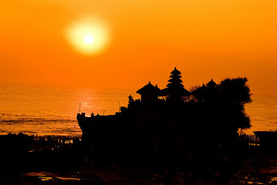 Objek Wisata Pura Tanah Lot, Tabanan Bali 5