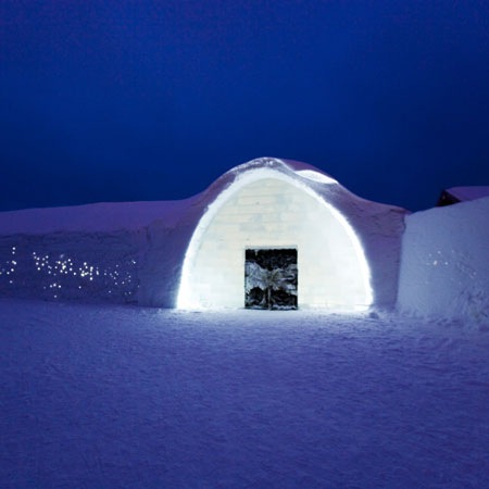 icehotel jukkasjarvi sweden