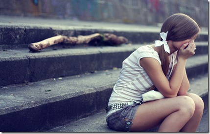 Sad Girl City Photo HD Wallpaper - LoveWallpapers4u.Blogspot.Com