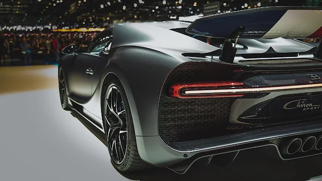 Bugatti Price - Bugatti Chiron - Image by Iwan Bettschen from Pixabay