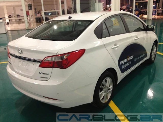 Hyundai HB20S Sedan 1.6 Premium Automático - Branco