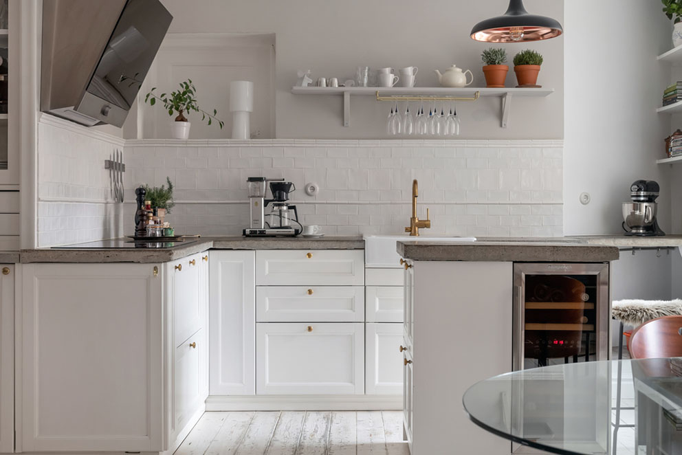 Cucina scandinava classica bianca