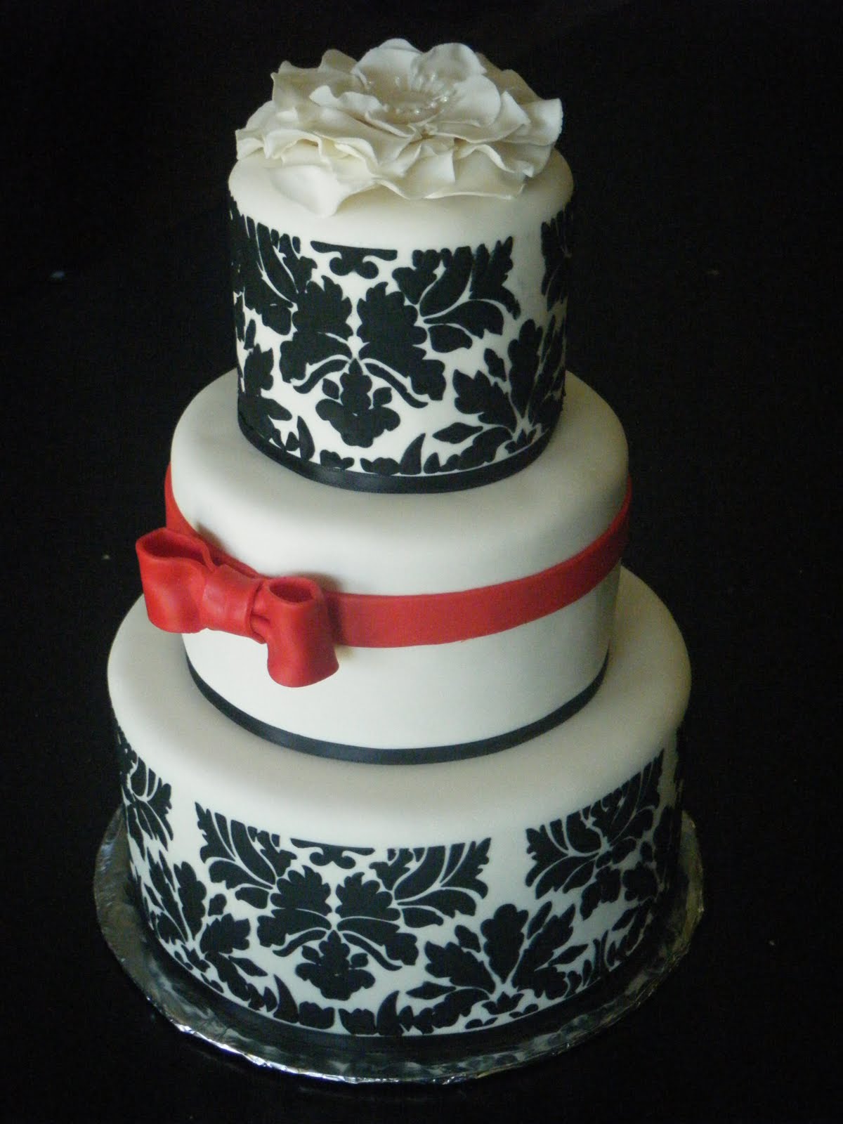 red black and white wedding