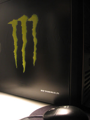 Airbrush of monster energy's logo on kevinmuji's cpu