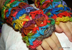 Swirls and Sprinkles: Free crochet broomstick lace fingerless gloves pattern