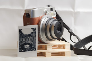 5 Tips Motret Dengan Kamera Instax