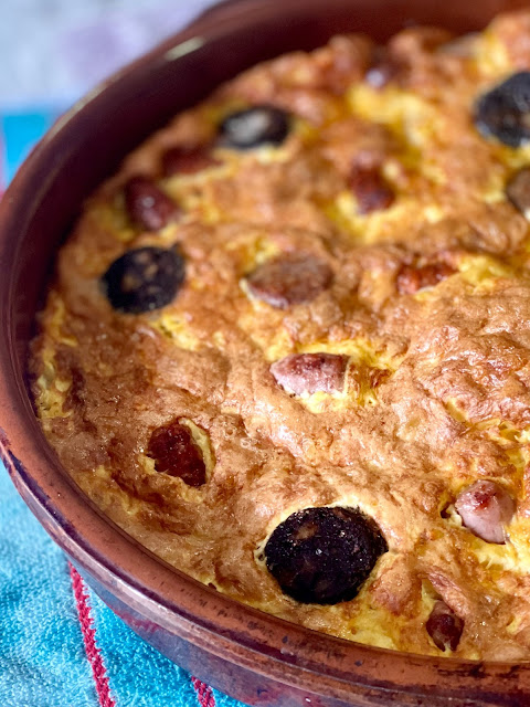 Arroz con costra típico de Elche (Alicante)