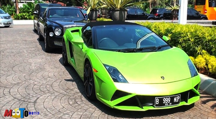Yuk Lirik Koleksi Mobil  Lamborghini  Artis  Di Indonesia 