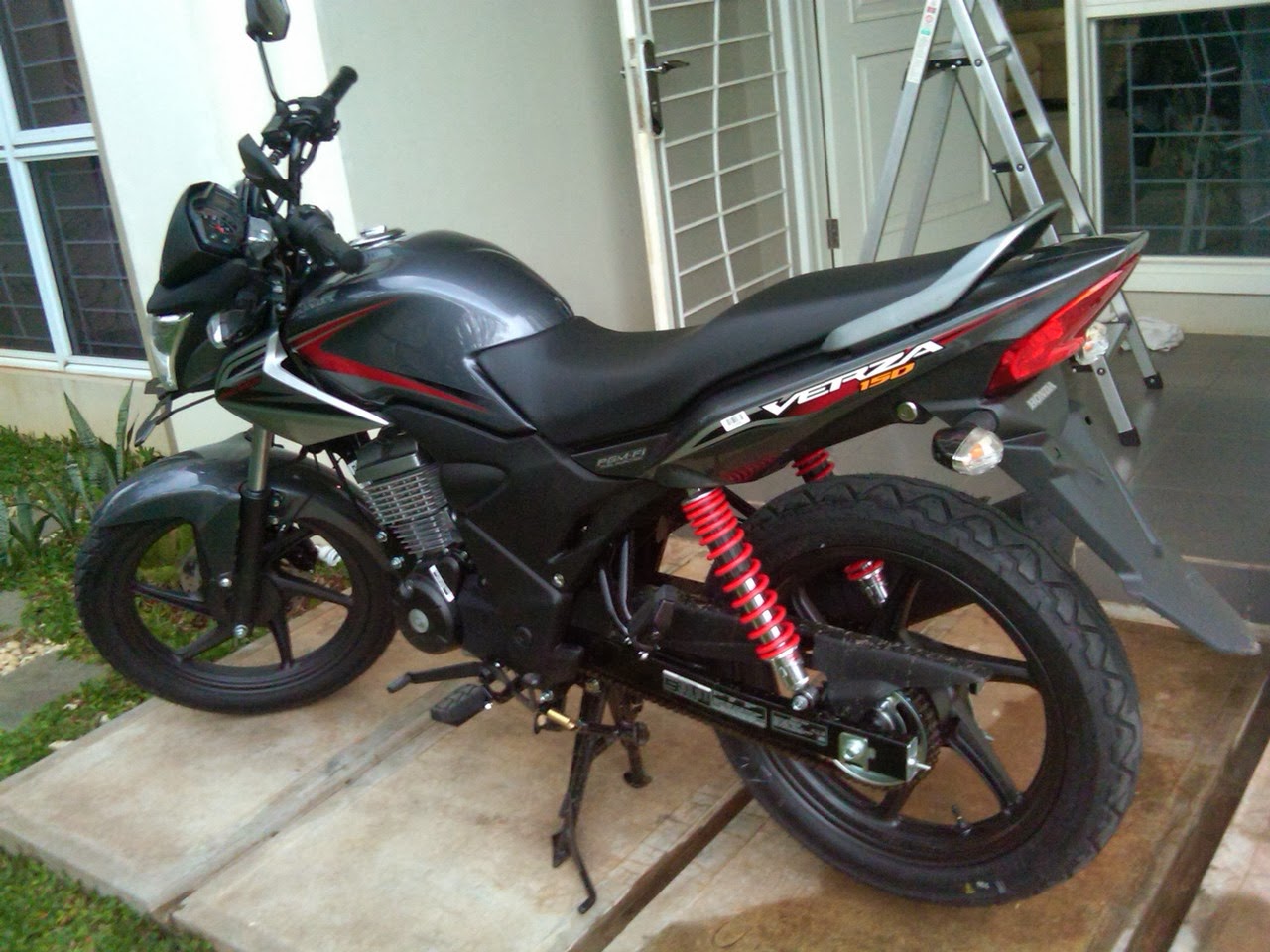 Honda Verza 150 cc R way Collection