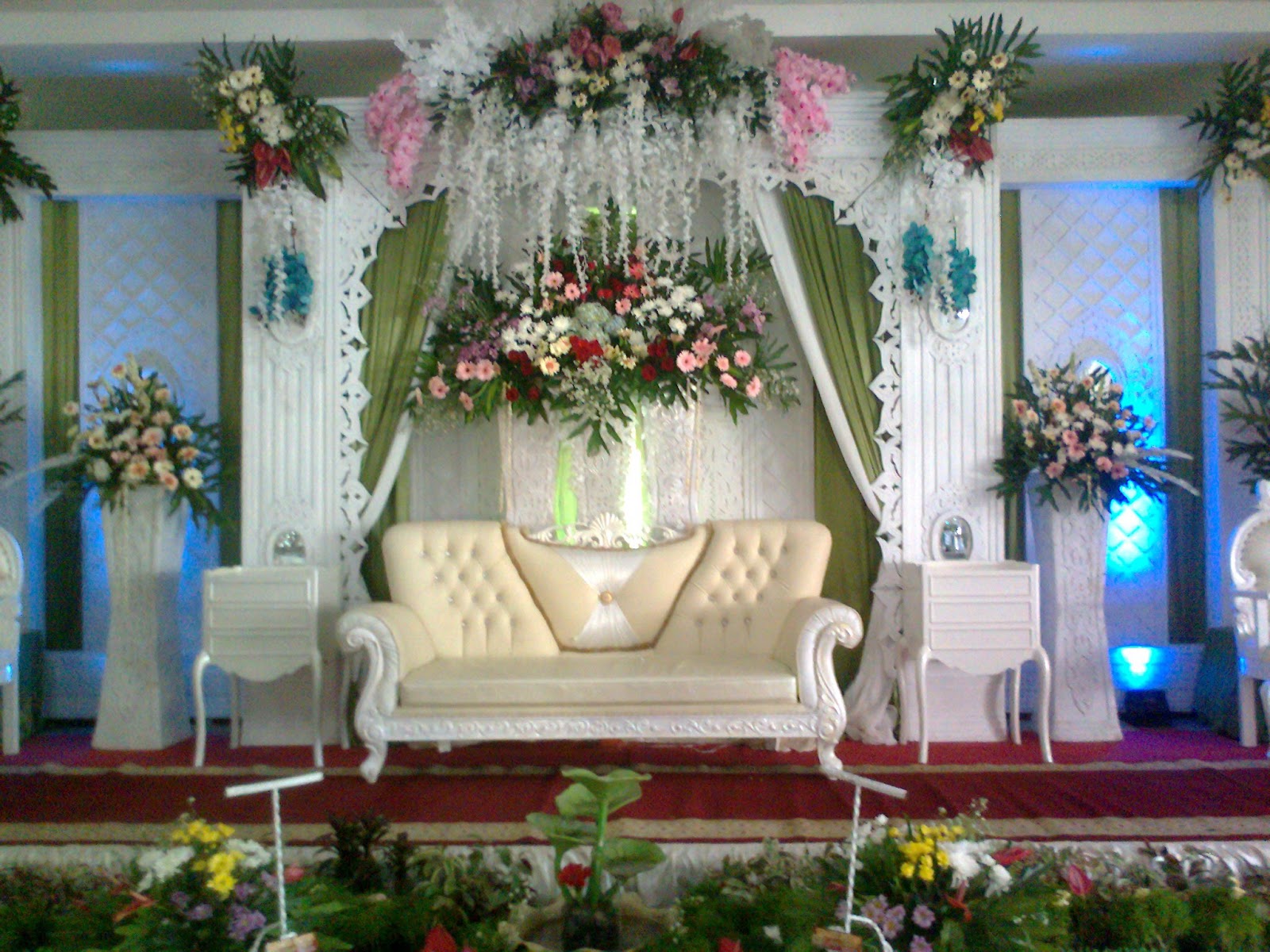 Paket Wedding Dekorasi Rias Pengantin  Tirasenna wedding