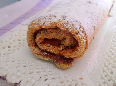 Rotolo di pistacchio farcito con nutella