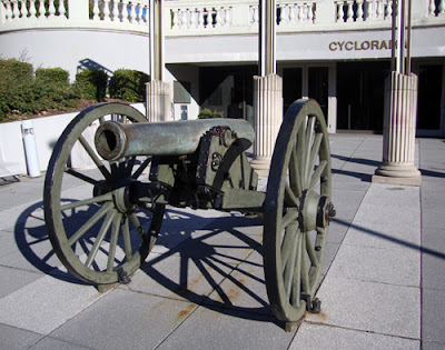 Atlanta Cyclorama cannon