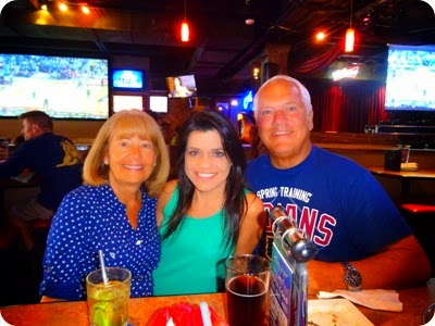 At the pub with Carrie. 