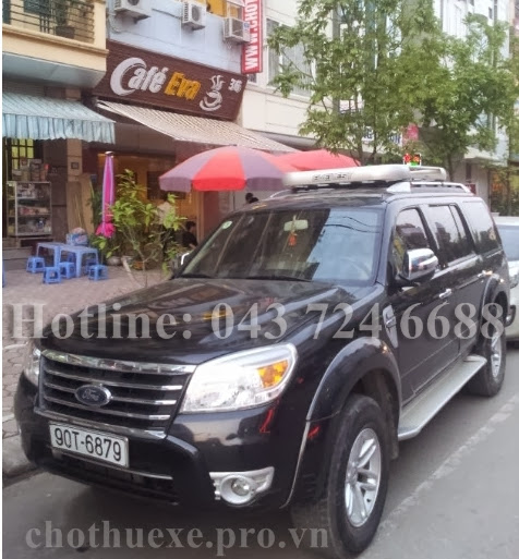 Cho thuê xe 7 chỗ Ford Everest tại Hà Nội