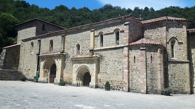 Monasterio Santo Toribio de Liébana